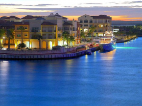 5 Stars Luxury Condo with Amazing Marina View at Cap Cana